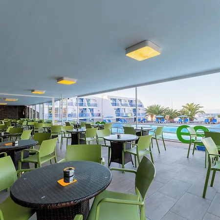 Ereza Hibiscos - Adults Only *